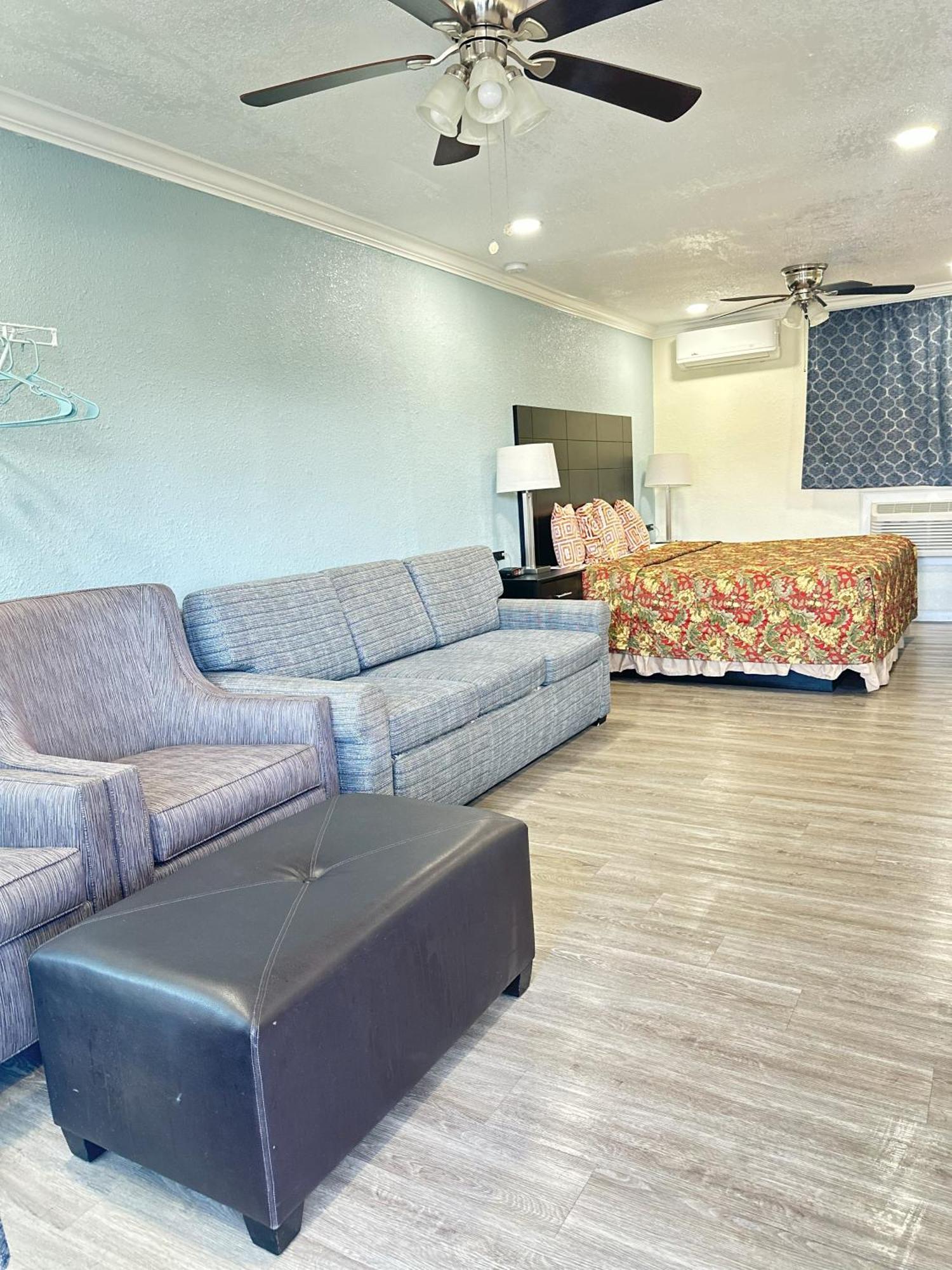 Sunshine Inn & Suites Venice, Florida Venice Gardens Экстерьер фото