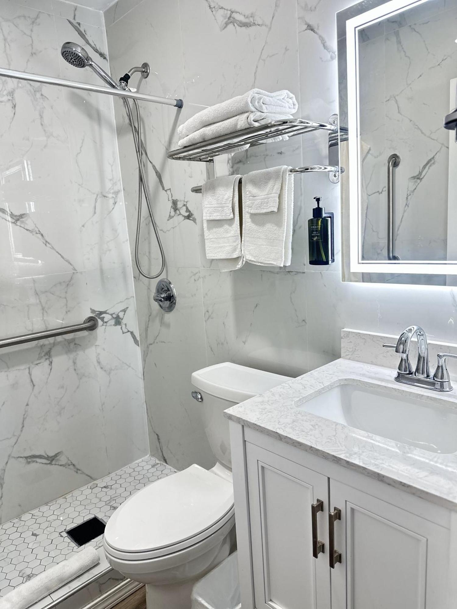 Sunshine Inn & Suites Venice, Florida Venice Gardens Экстерьер фото